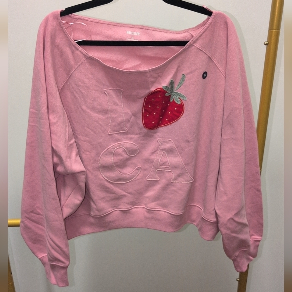 Hollister Pink Easy Off-the-Shoulder Sweater with Strawberry Patch Size XL NWOT
